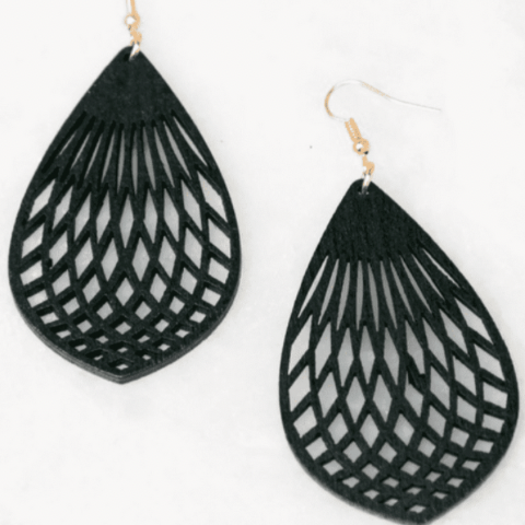 Lightweight black wood pattern earrings